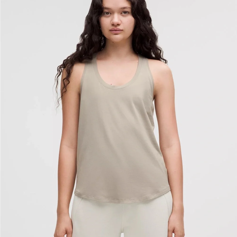 Lululemon Athletica Love Tank - Picture 1 of 1